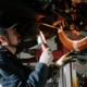 KFZ Mechatroniker der Brock Service GmbH Co KG Karriere Jobs beim arbeiten
